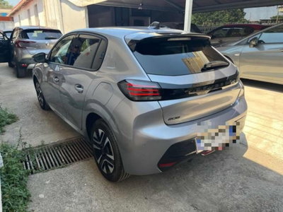 Peugeot 208 PureTech 100 Stop&Start 5 porte Allure (3)