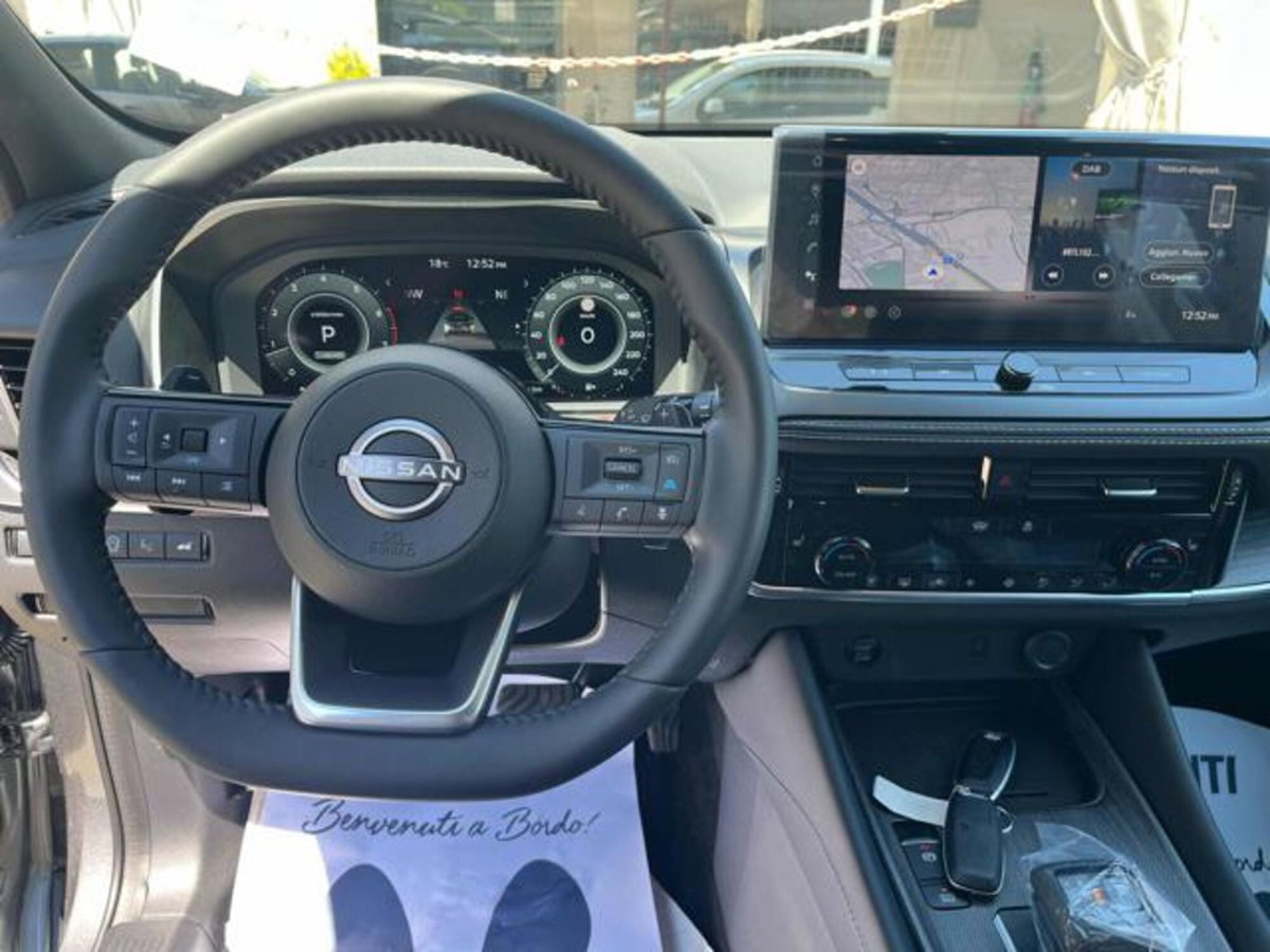 Nissan Qashqai 1.3 mhev Tekna 4wd 158cv xtronic (4)