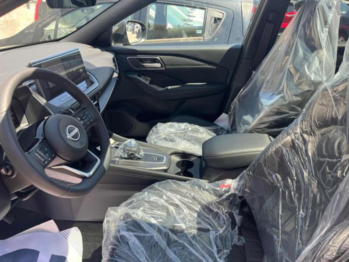 Nissan Qashqai 1.3 mhev Tekna 4wd 158cv xtronic (8)