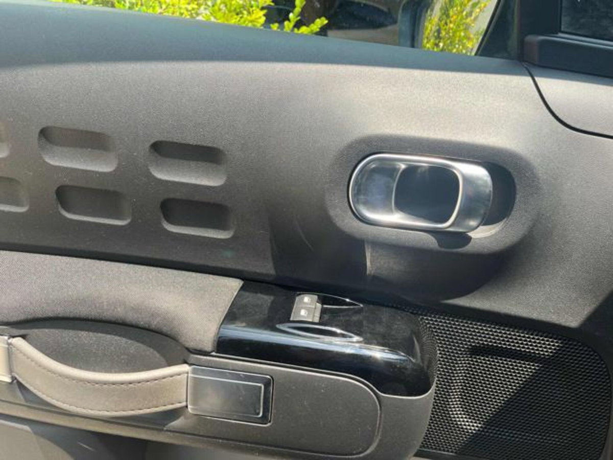 Citroen C3 PureTech 110 S&S Shine (7)