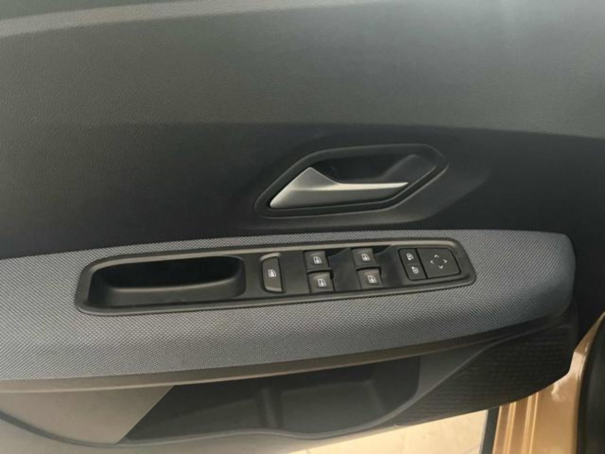 Dacia Sandero Stepway 1.2 Eco-G Expression 120cv auto (12)