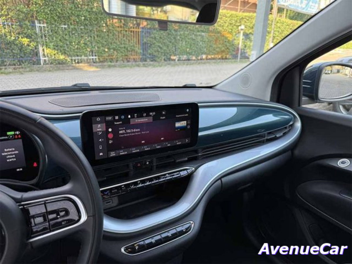 Fiat 500e Red Berlina 42 kWh (13)