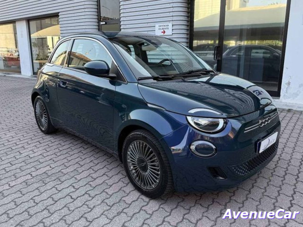 Fiat 500e Red Berlina 42 kWh (3)