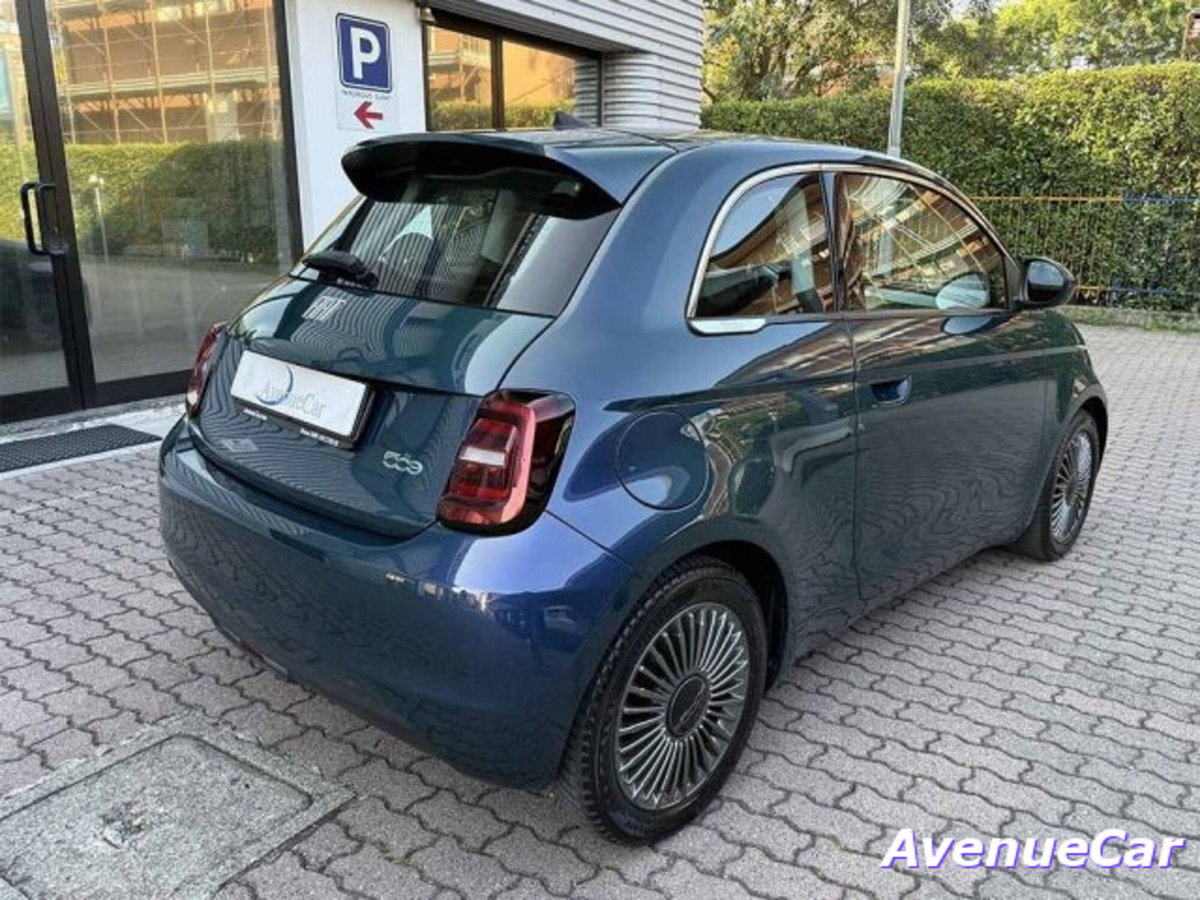 Fiat 500e Red Berlina 42 kWh (5)