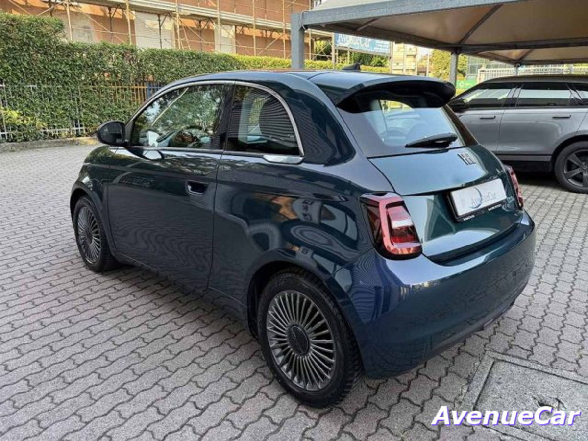 Fiat 500e Red Berlina 42 kWh (7)