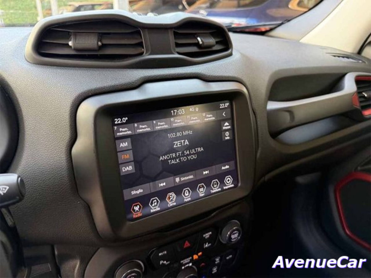 Jeep Renegade 1.3 T4 240CV PHEV 4xe AT6 Trailhawk (17)