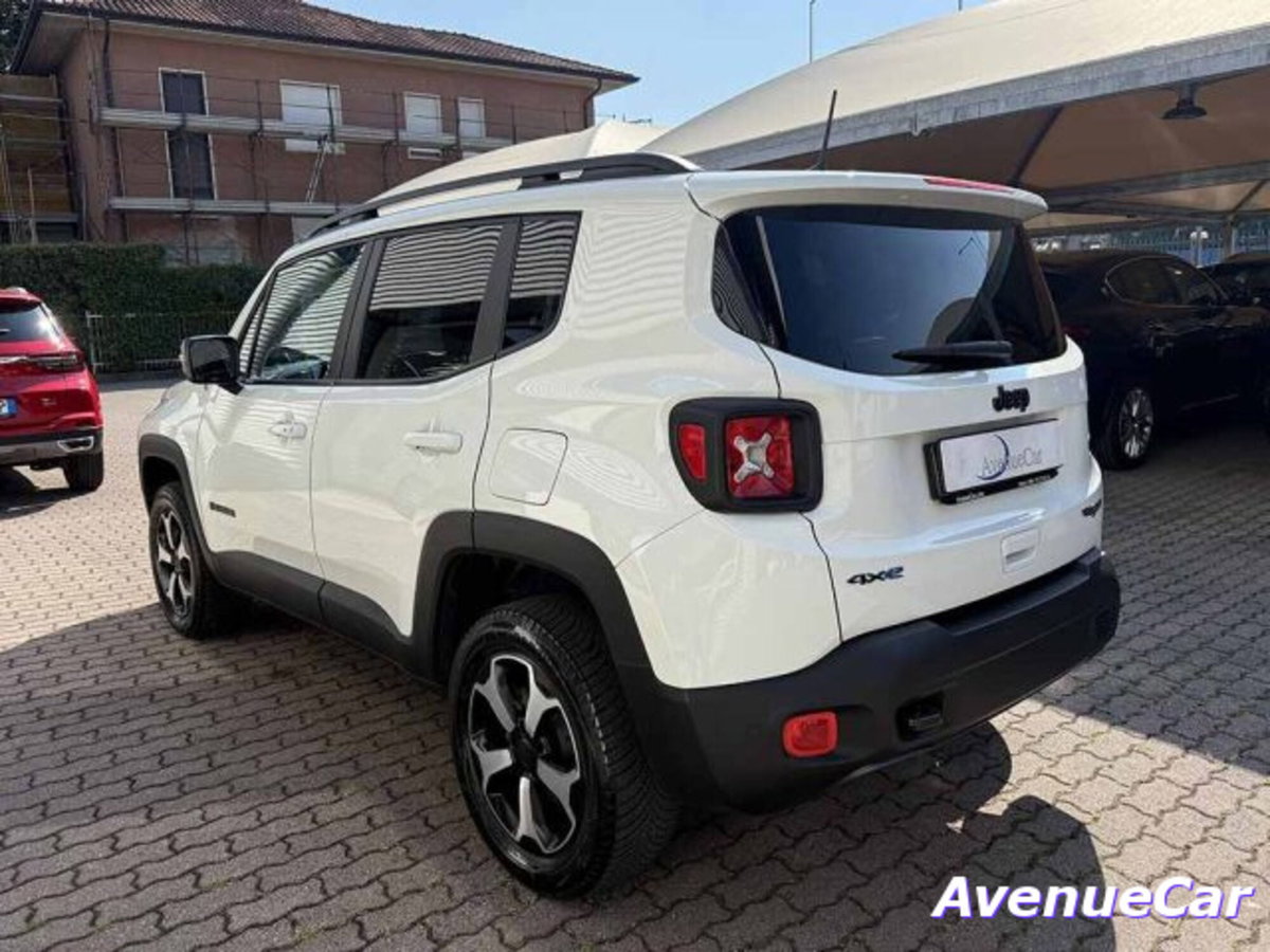 Jeep Renegade 1.3 T4 240CV PHEV 4xe AT6 Trailhawk (7)