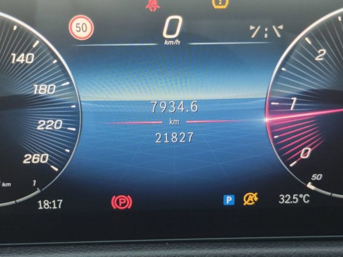Mercedes-Benz GLA SUV 180 d AMG Line Premium Plus auto (14)