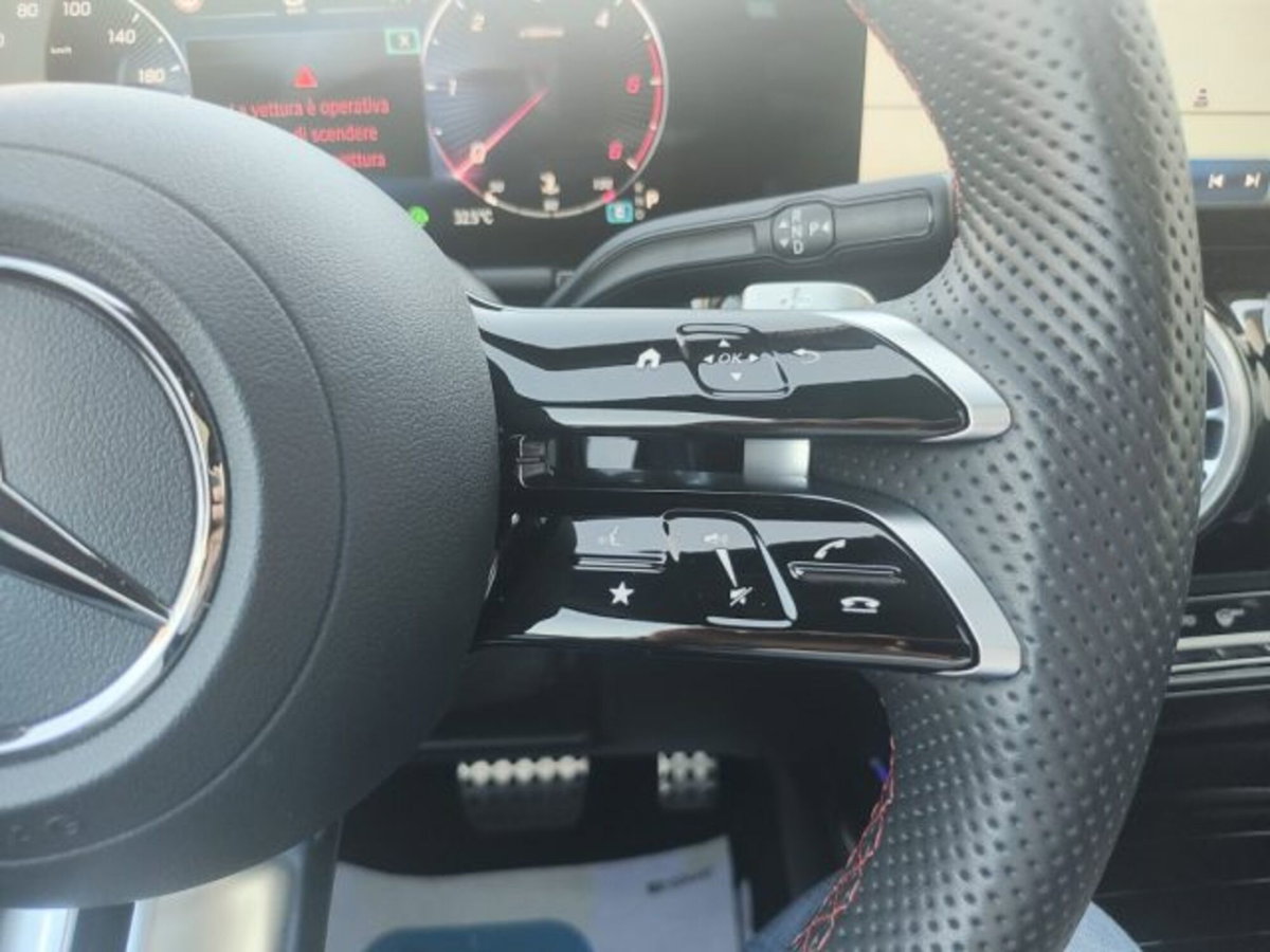 Mercedes-Benz GLA SUV 180 d AMG Line Premium Plus auto (17)