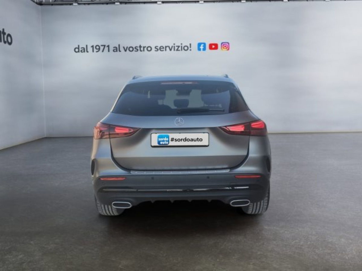 Mercedes-Benz GLA SUV 180 d AMG Line Premium Plus auto (5)
