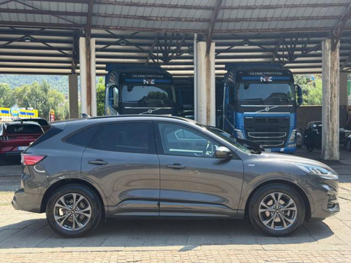 Ford Kuga 2.5 Full Hybrid 190 CV CVT 2WD ST-Line Design (8)