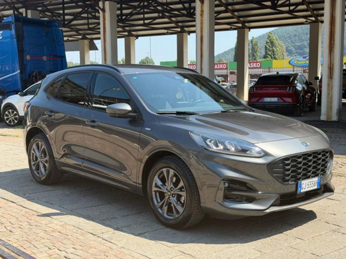 Ford Kuga 2.5 Full Hybrid 190 CV CVT 2WD ST-Line Design (9)