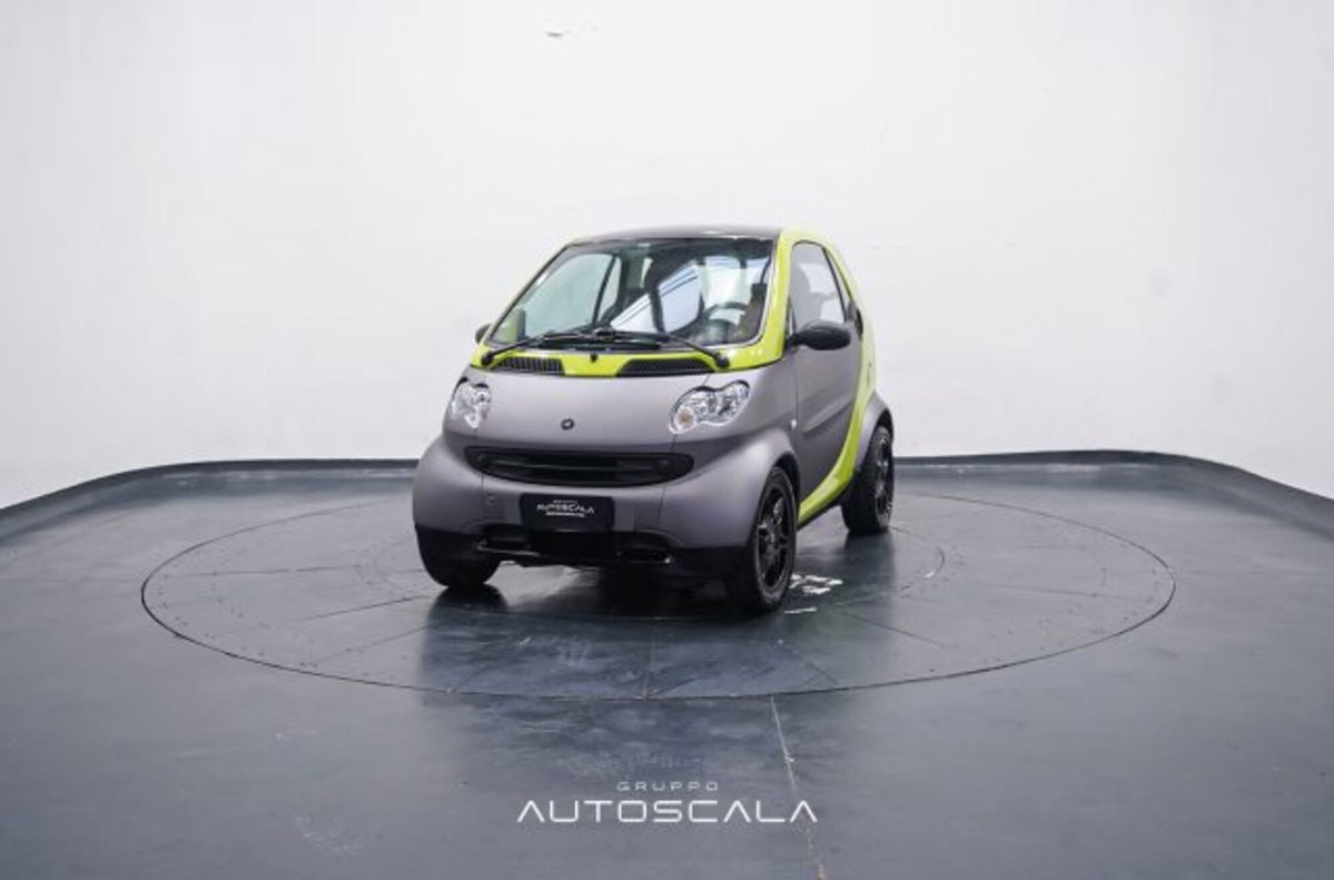smart Fortwo 1000 45 kW MHD coupé pure