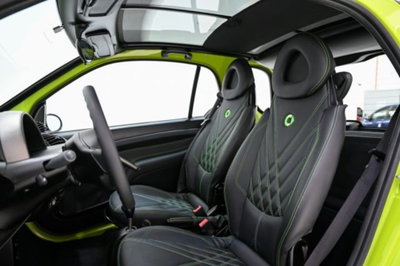 smart Fortwo 1000 45 kW MHD coupé pure (10)