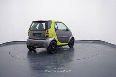 smart Fortwo 1000 45 kW MHD coupé pure (6)