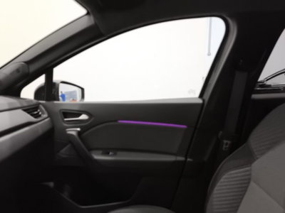 Renault Captur 1.8 full hybrid Techno 160cv auto (16)