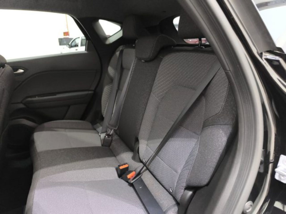 Renault Captur 1.8 full hybrid Techno 160cv auto (19)