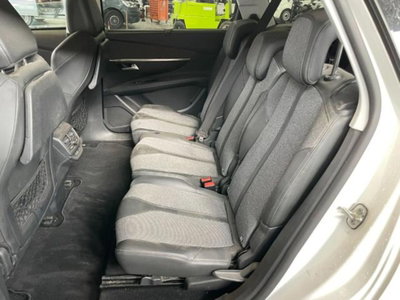 Peugeot 5008 BlueHDi 130 S&S EAT8 Allure (13)