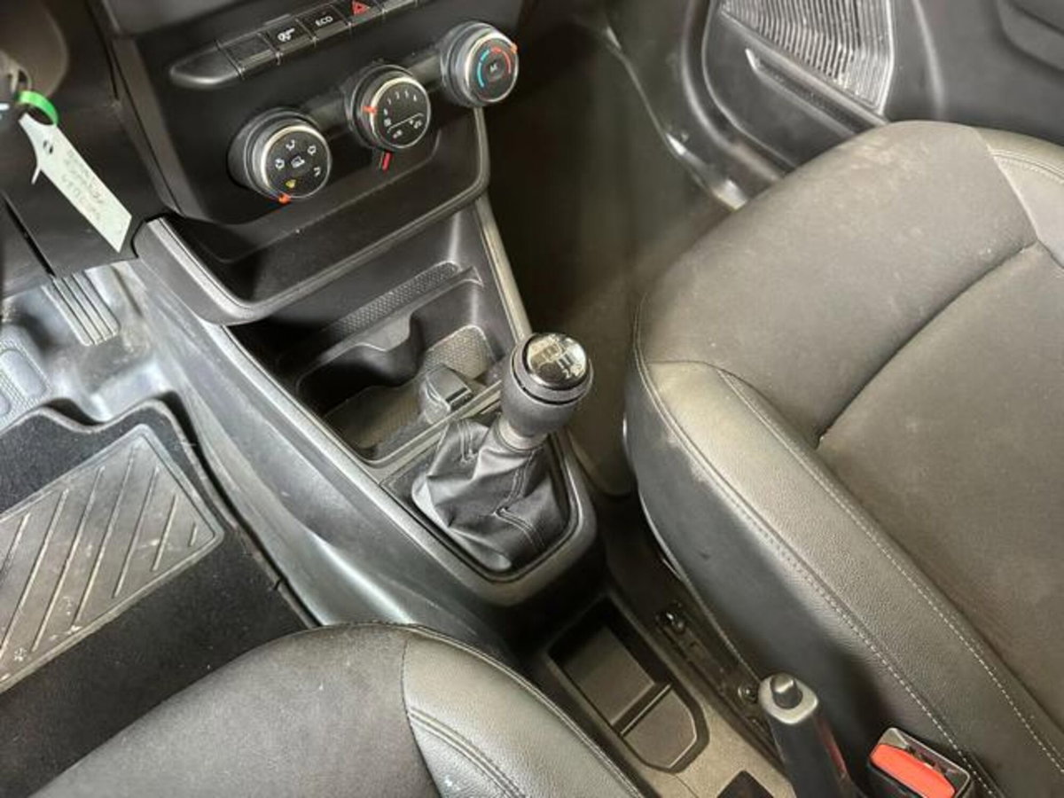 Renault Kangoo Blue dCi 95CV Express Maxi Combi Ice Plus (16)