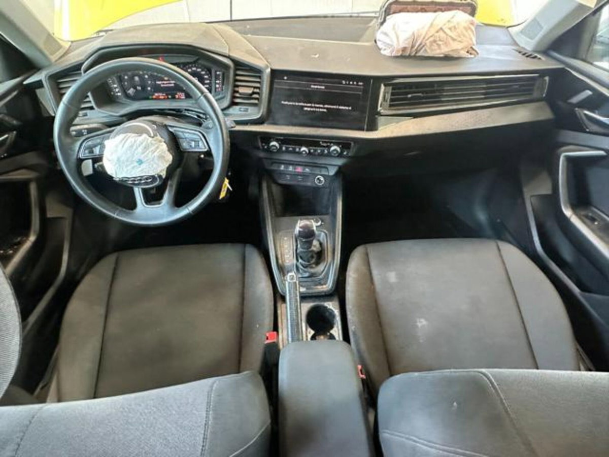 Audi A1 Sportback 30 TFSI Identity Black (14)