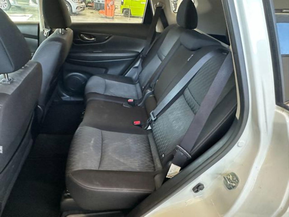 Nissan X-Trail dCi 150 2WD X-Tronic N-Connecta (11)