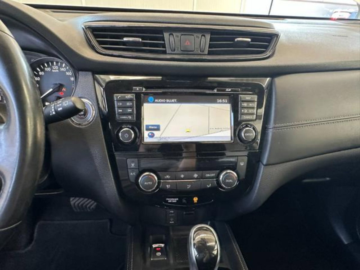 Nissan X-Trail dCi 150 2WD X-Tronic N-Connecta (15)