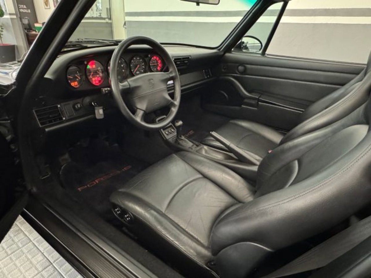 Porsche 911 Cabrio Carrera cat (11)