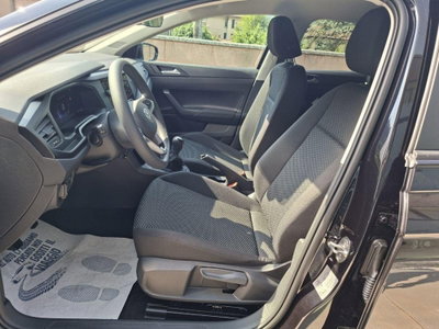 Volkswagen Polo 1.0 Young 80cv (10)