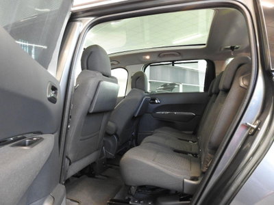 Peugeot 5008 1.6 HDi 112CV Allure (20)