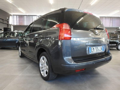 Peugeot 5008 1.6 HDi 112CV Allure (7)
