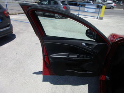 Alfa Romeo Giulietta 1.6 JTDm Giulietta 120cv (5)