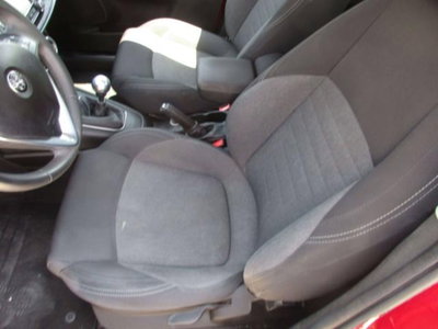Alfa Romeo Giulietta 1.6 JTDm Giulietta 120cv (6)