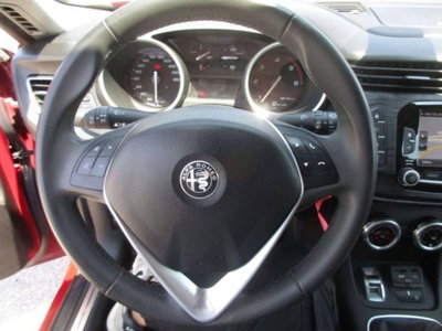 Alfa Romeo Giulietta 1.6 JTDm Giulietta 120cv (9)