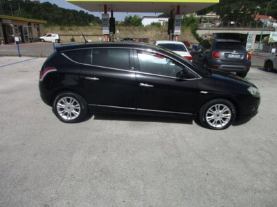 Lancia Delta 1.6 MJT DPF Oro (3)