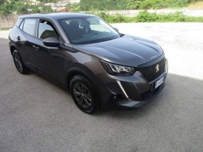 Peugeot 2008 1.2 puretech Active s&s 100cv usata