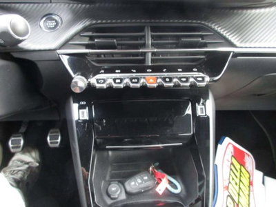 Peugeot 2008 1.2 puretech Active s&s 100cv (11)