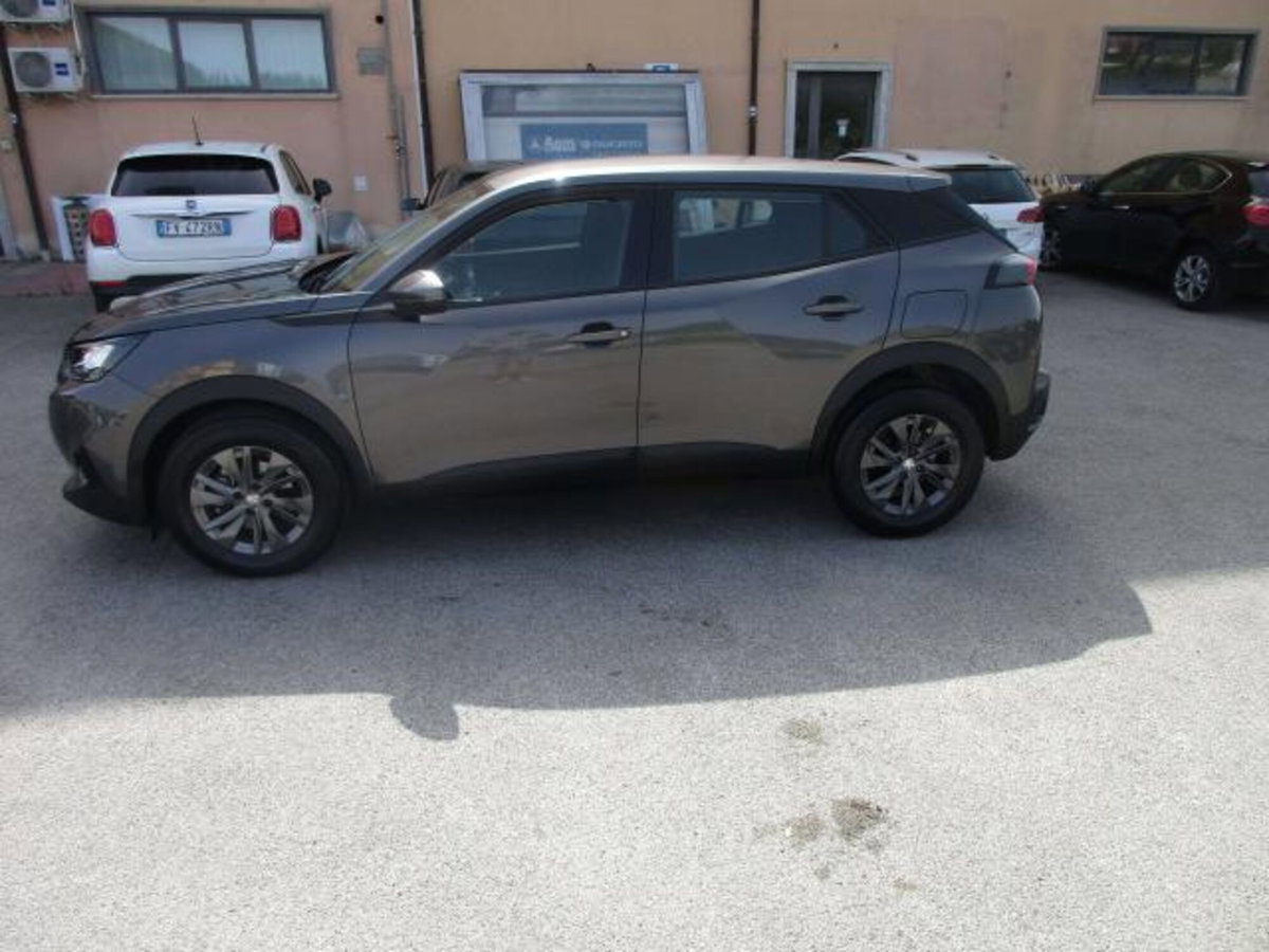 Peugeot 2008 1.2 puretech Active s&s 100cv (4)