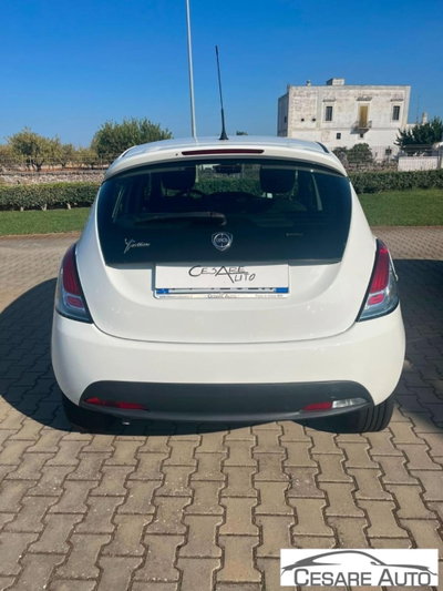 Lancia Ypsilon 1.2 69 CV 5 porte S&S Elefantino Blu (5)
