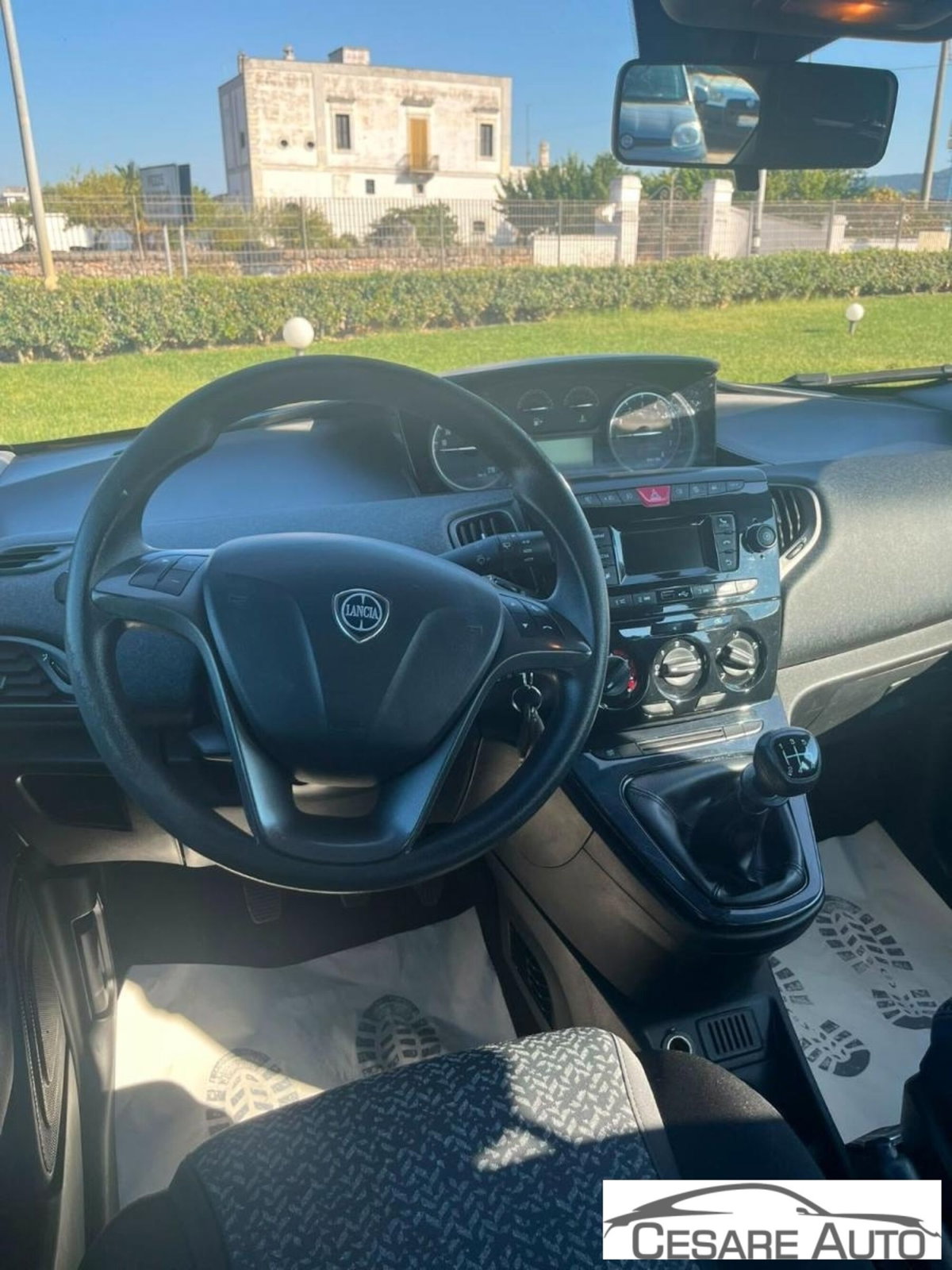 Lancia Ypsilon 1.2 69 CV 5 porte S&S Elefantino Blu (7)