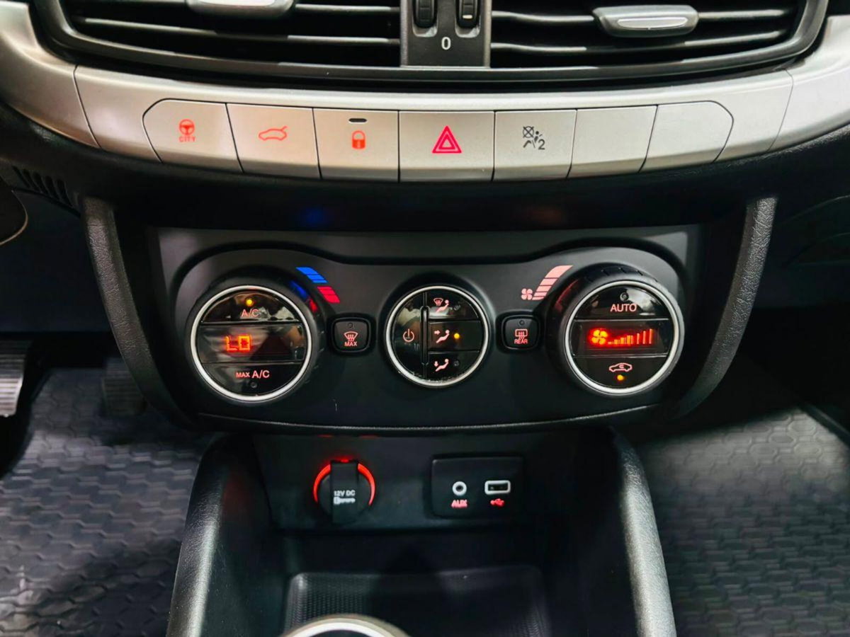 Fiat Tipo Tipo 1.6 Mjt 4 porte Easy (17)