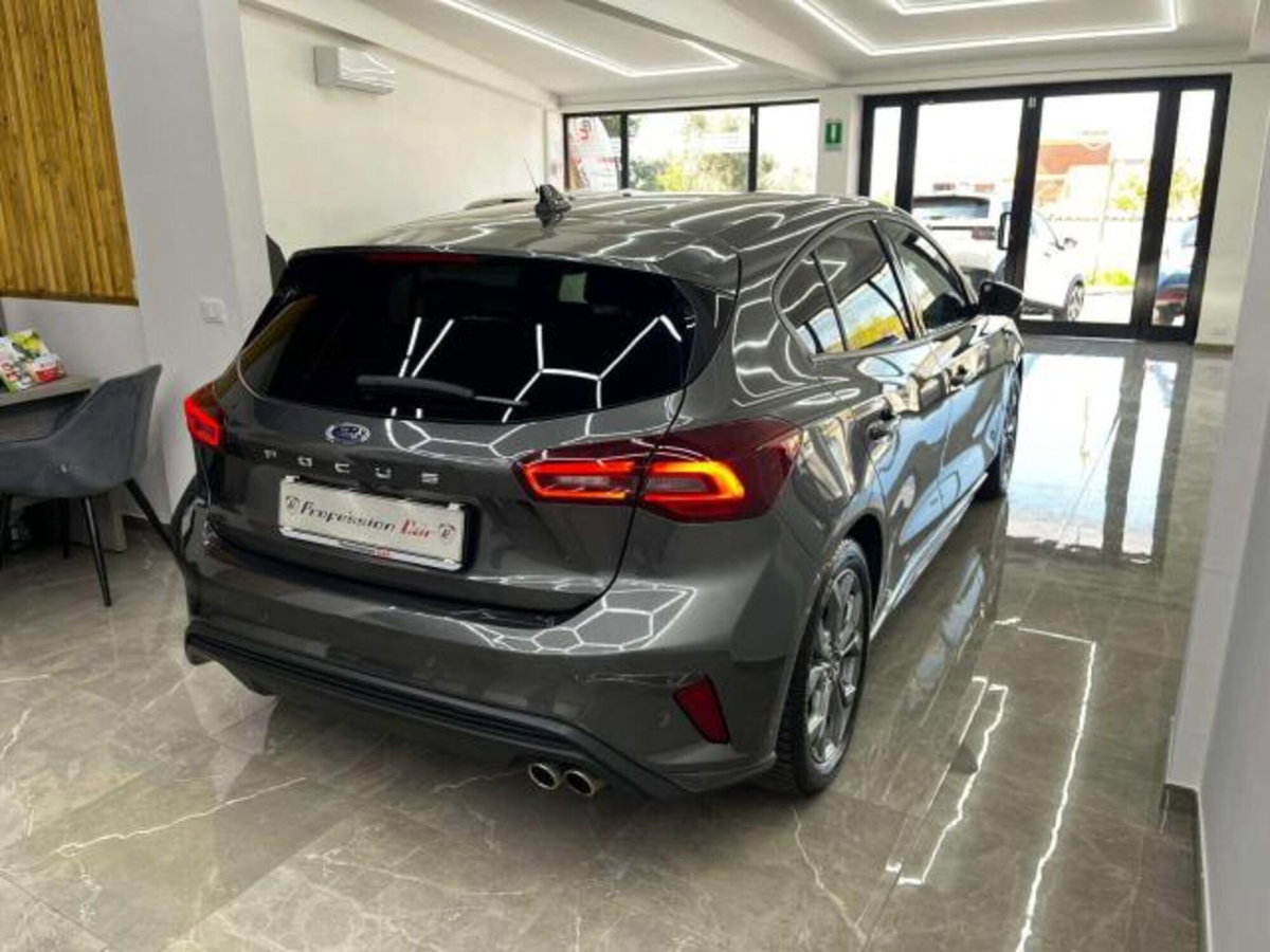 Ford Focus 1.5 ecoblue ST-Line X 115cv auto (8)