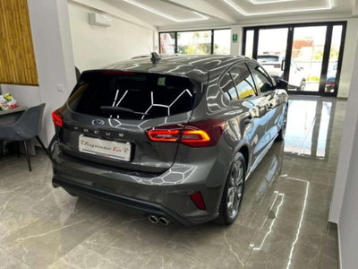 Ford Focus 1.5 ecoblue ST-Line X 115cv auto (8)