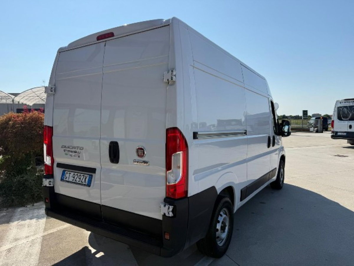 Fiat Ducato Furgone 35 MH2 2.2 mjt3 140cv AT9 serie 9 (11)