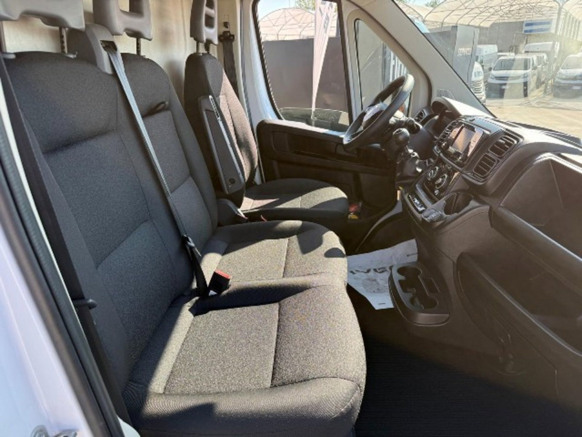 Fiat Ducato Furgone 35 MH2 2.2 mjt3 140cv AT9 serie 9 (9)
