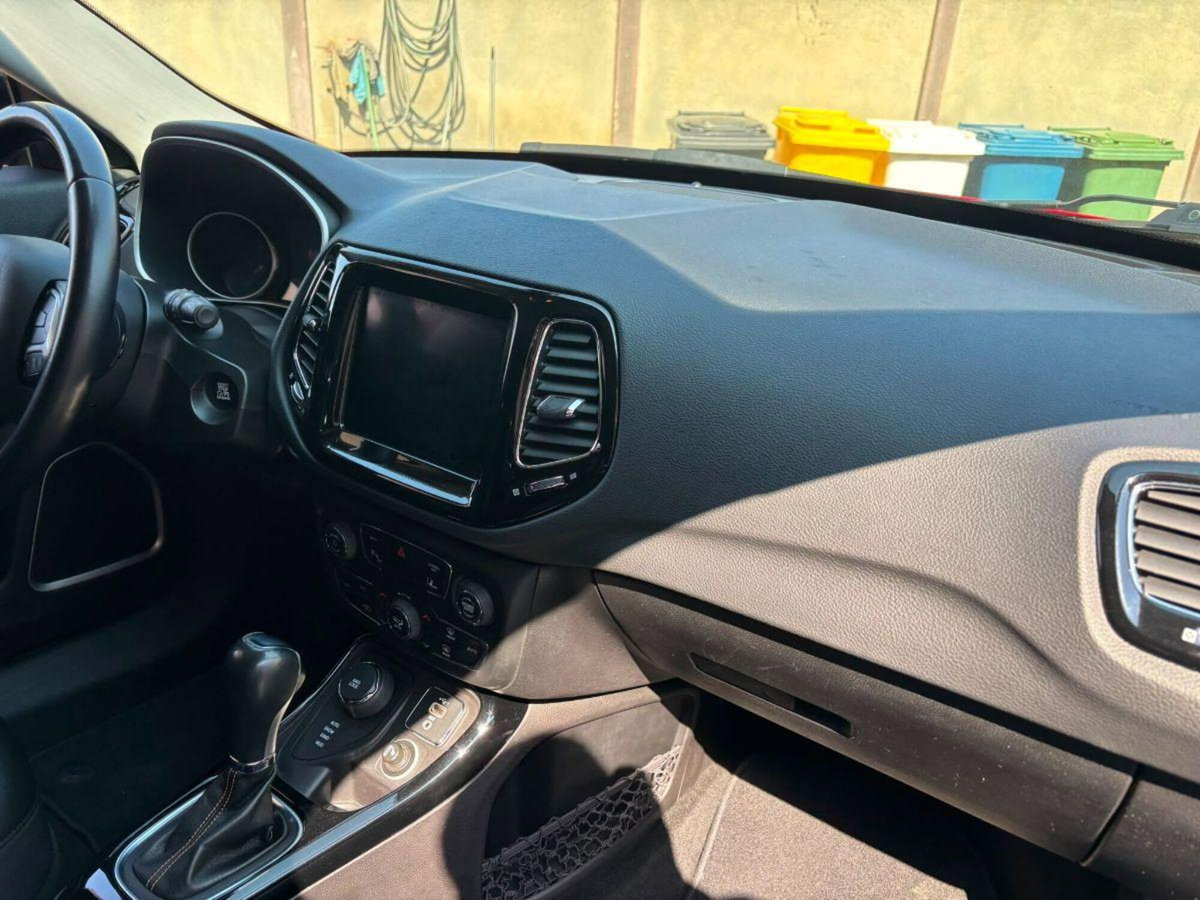 Jeep Compass 2.0 Multijet II aut. 4WD Limited (12)