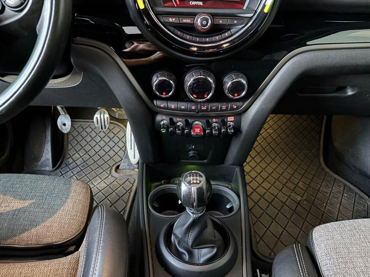 MINI Mini Countryman 1.5 One D Business Countryman (16)