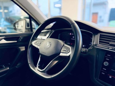 Volkswagen Tiguan 2.0 tdi Elegance 150cv dsg (10)