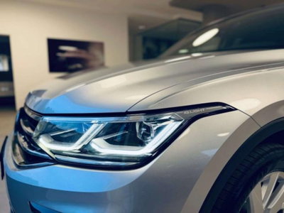 Volkswagen Tiguan 2.0 tdi Elegance 150cv dsg (7)