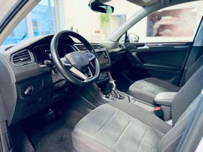 Volkswagen Tiguan 2.0 tdi Elegance 150cv dsg (8)