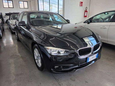 BMW Serie 3 Touring 318d  Business Advantage usata